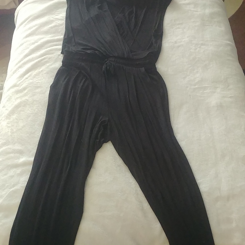 Seduction jumpsuit - Picture 3 of 3